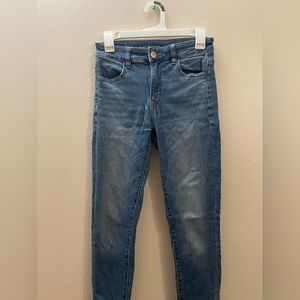 American Eagle Skinny Jeans size 4